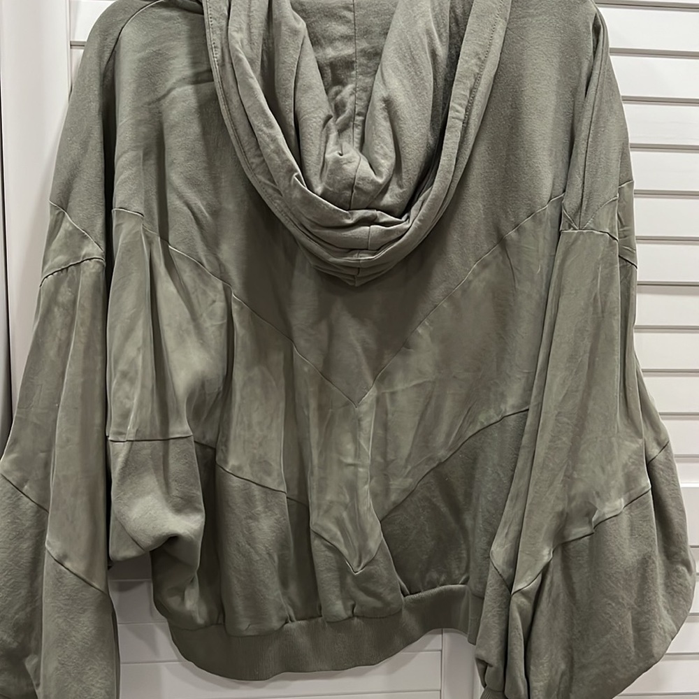 4. PINK Victoria's Secret Olive Green Hoodie π£ - Picture 8 of 8